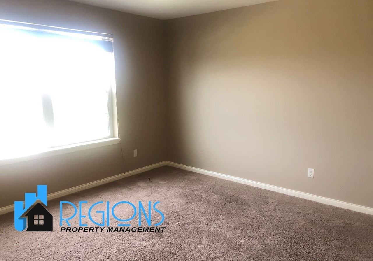 3613 Silverado Trl - Photo 6 of 21