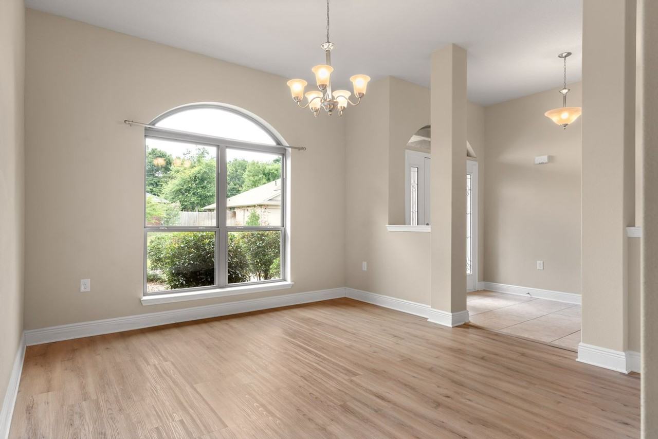 4599 Belvedere Cir - Photo 3 of 27