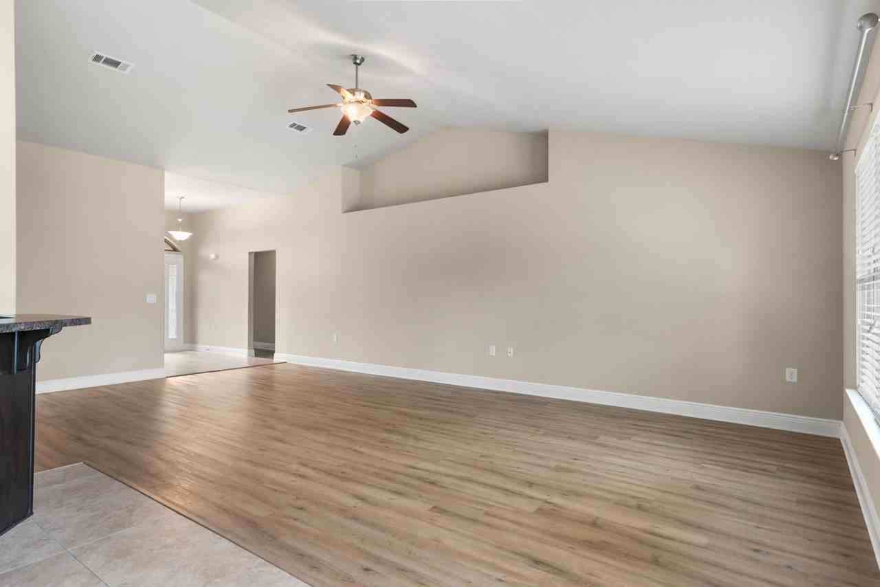 4599 Belvedere Cir - Photo 4 of 27
