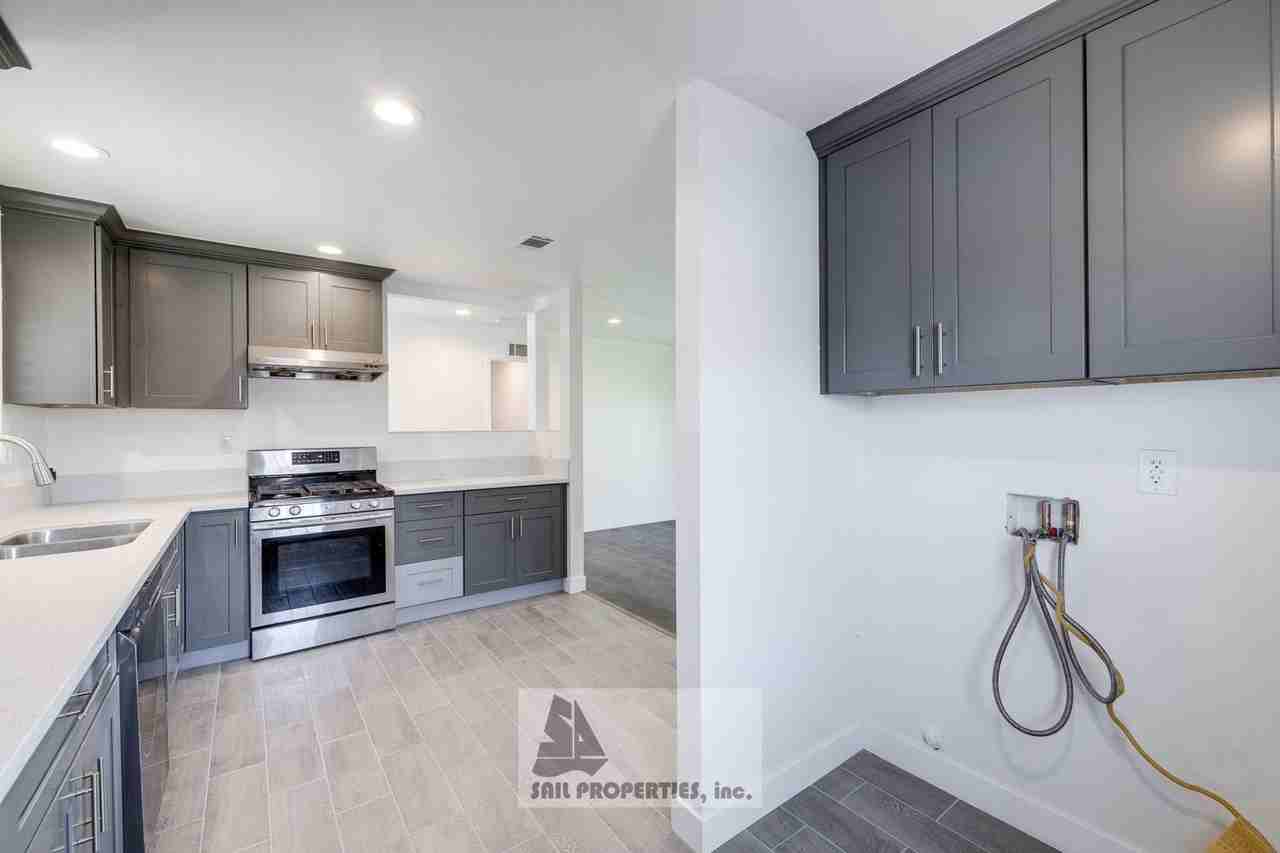 5892 Nugget Cir - Photo 7 of 17