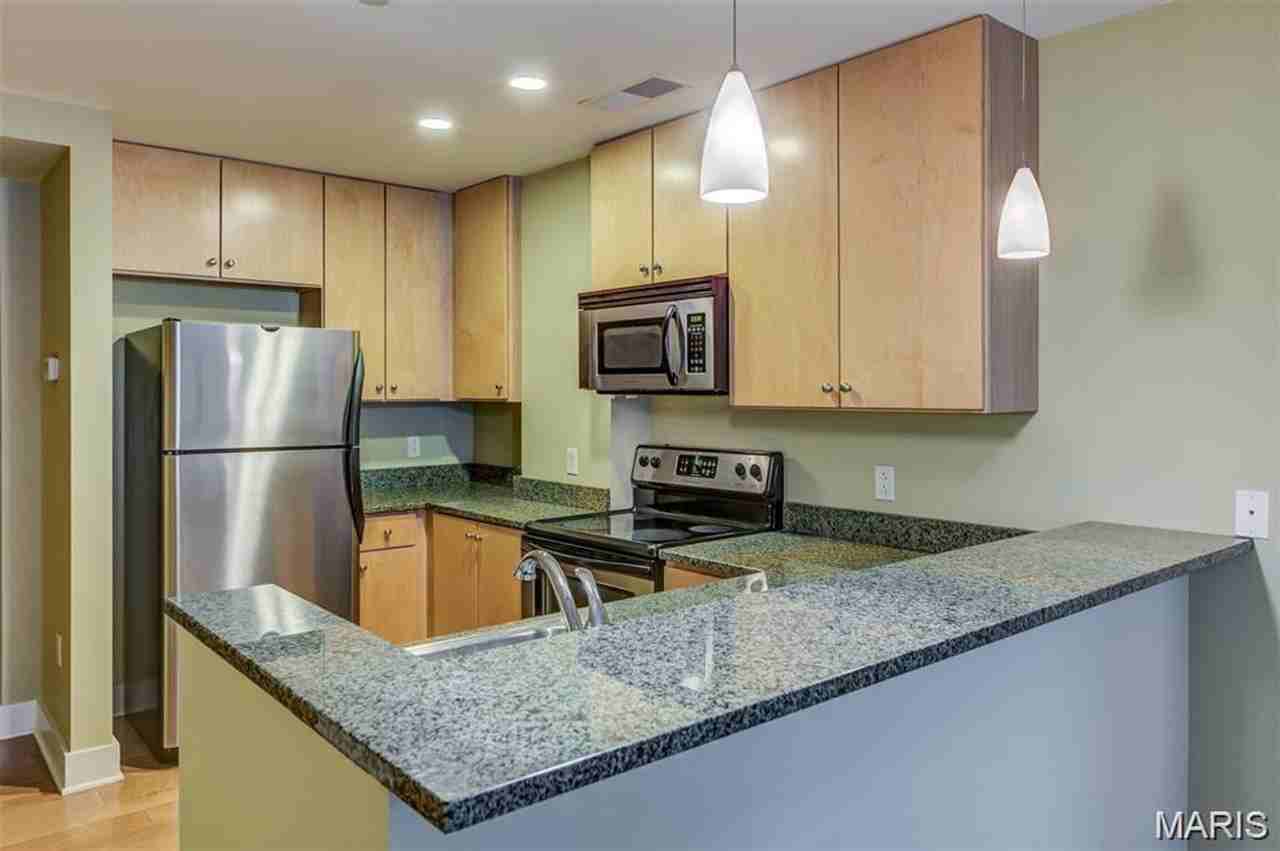 314 N Broadway - Photo 6 of 13