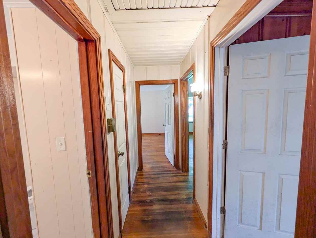270 N Ann St - Photo 5 of 14