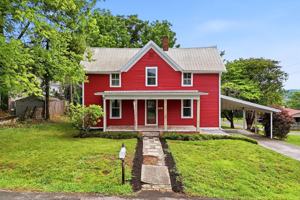 featured image of 303 Blount St