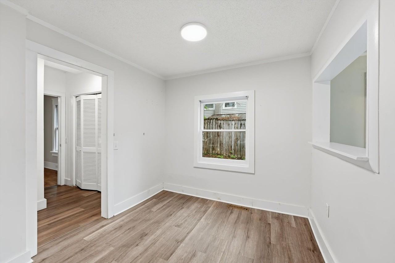 303 Blount St - Photo 6 of 16