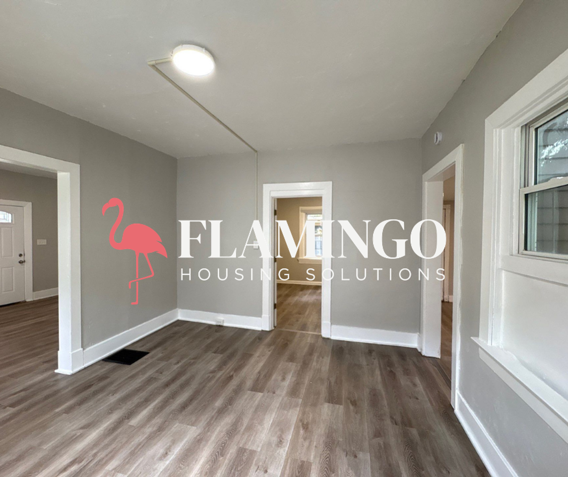 1225 Seneca Dr - Photo 5 of 15