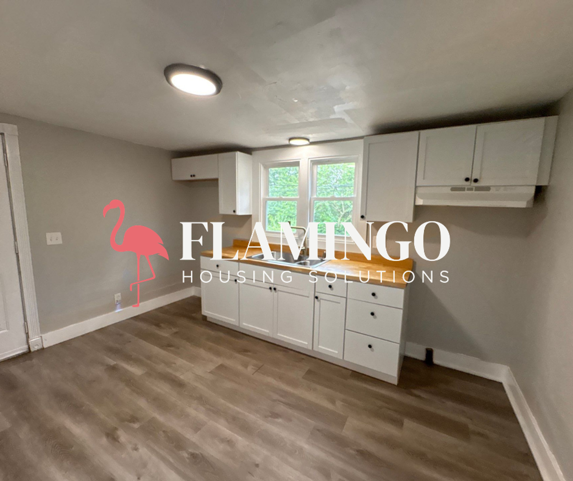 1225 Seneca Dr - Photo 6 of 15