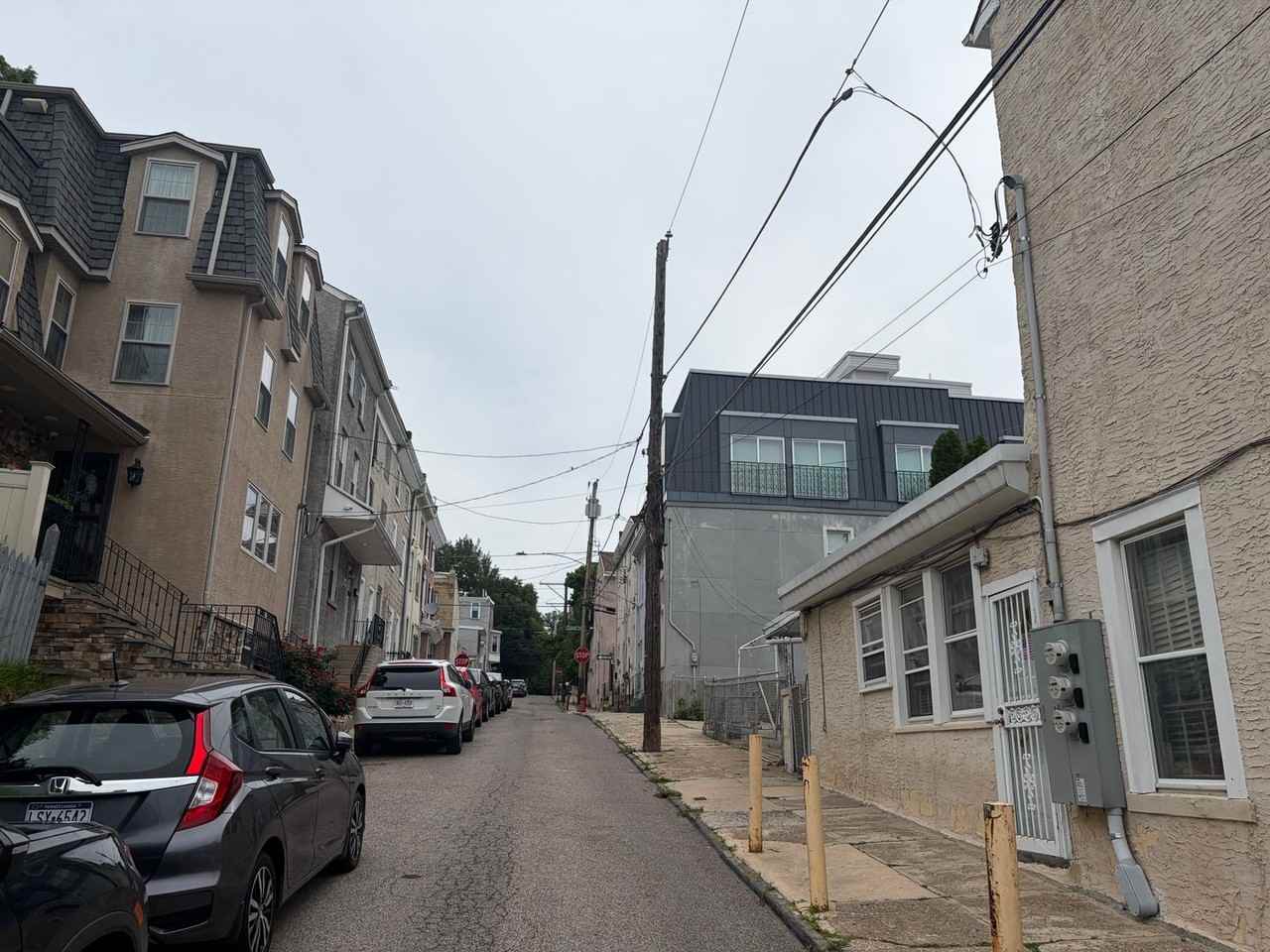 214 Grape St - Photo 4 of 4