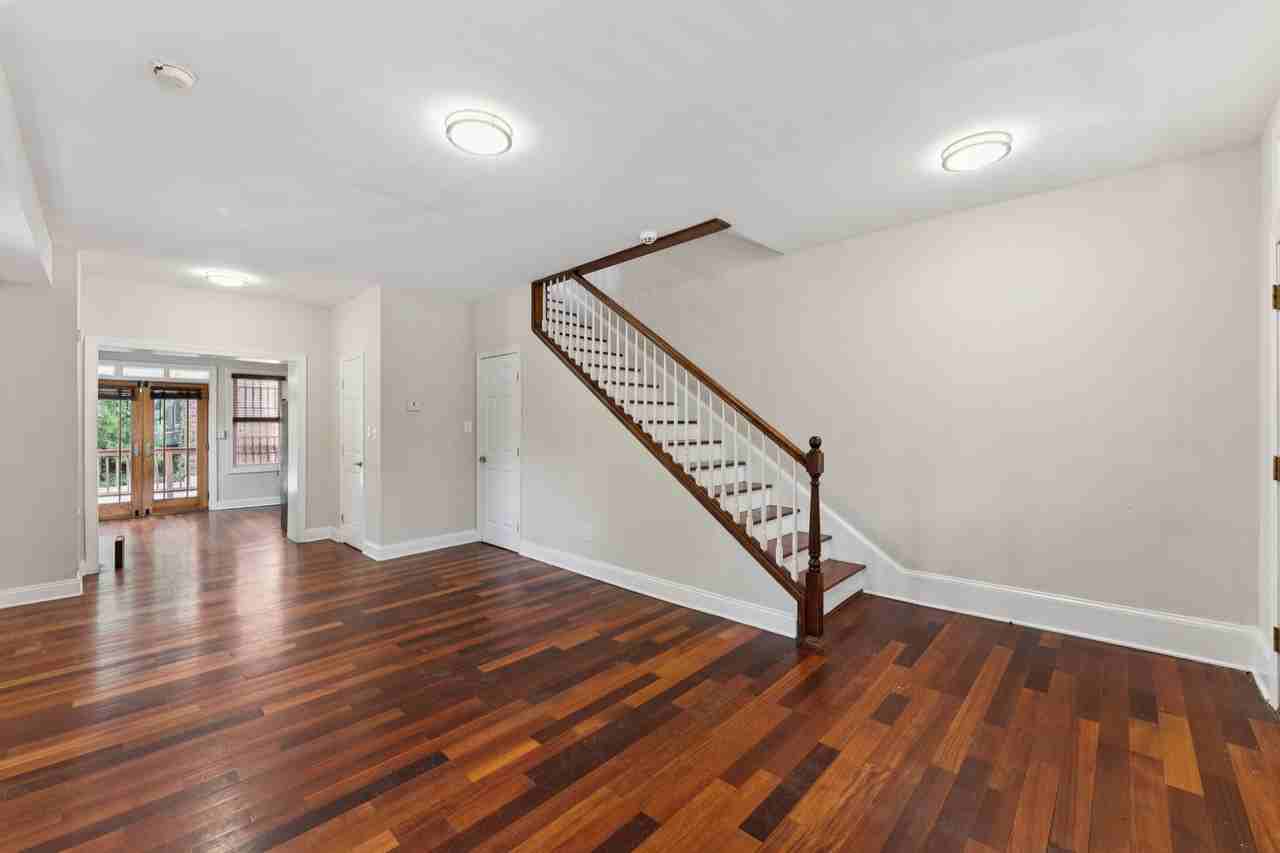 2911 Sherman Ave Nw - Photo 5 of 42