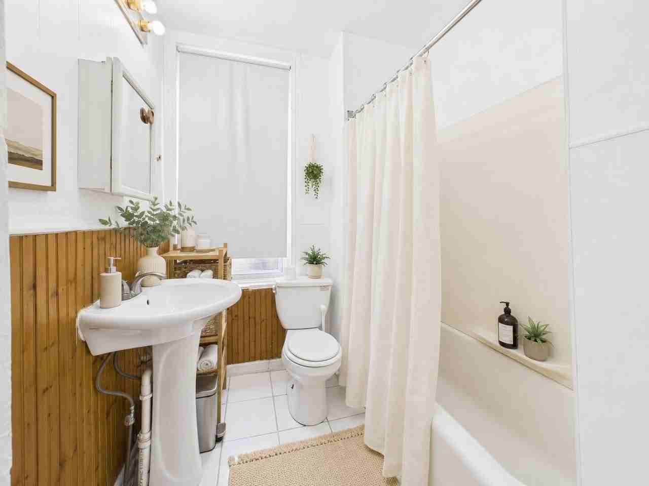 1304 N 19th St - Photo 7 of 24
