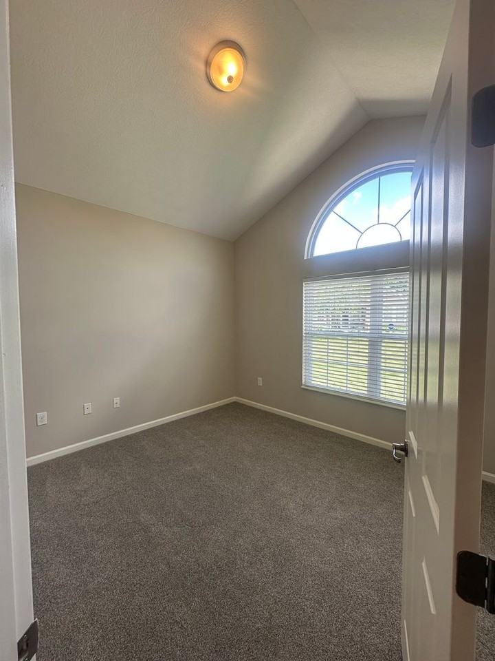 7312 Kirklington St - Photo 2 of 22