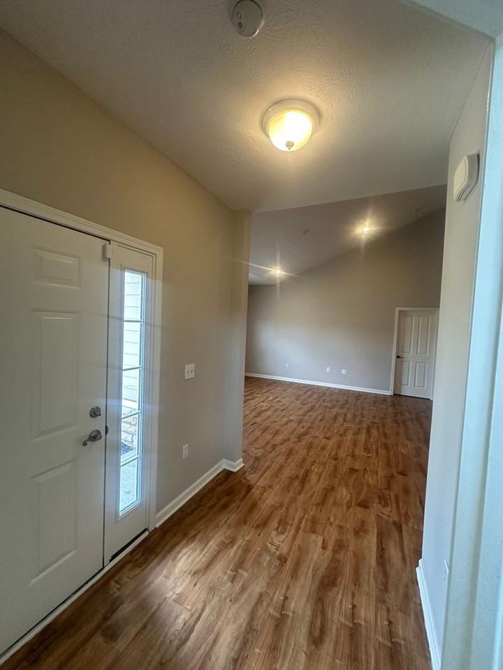 7312 Kirklington St - Photo 4 of 22