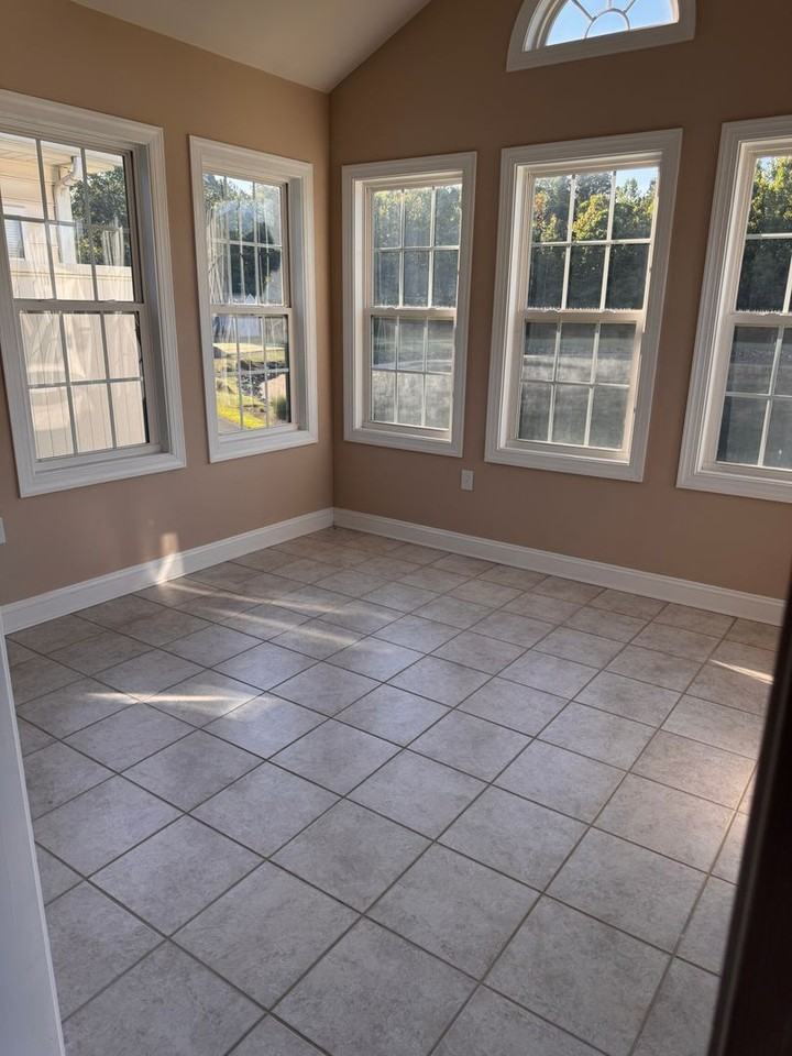 10 Shore Line Dr - Photo 6 of 37