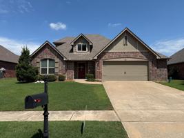 featured image of 805 S 71st St