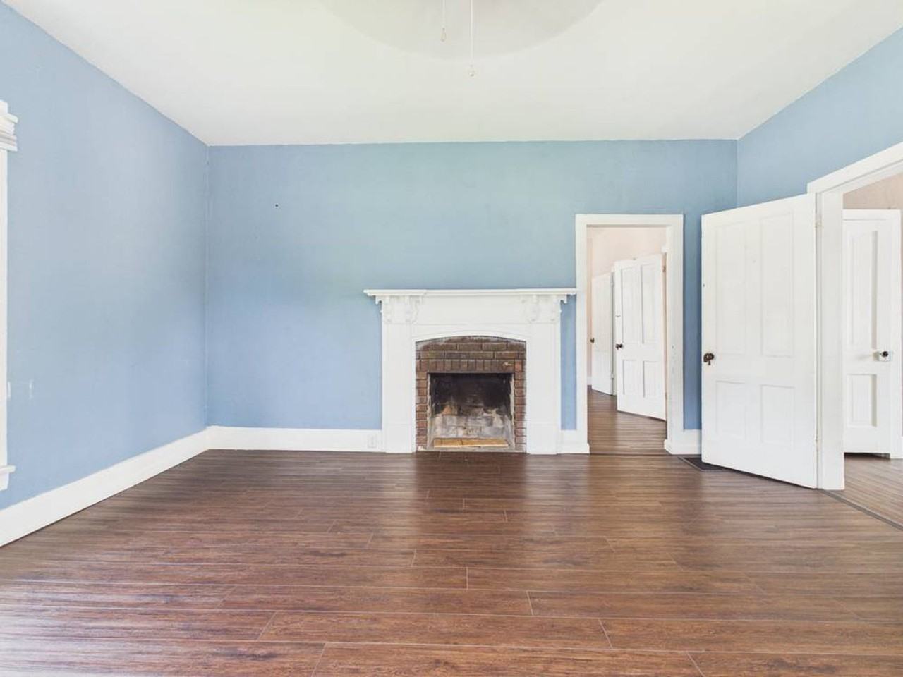 309 Broad St - Photo 3 of 28