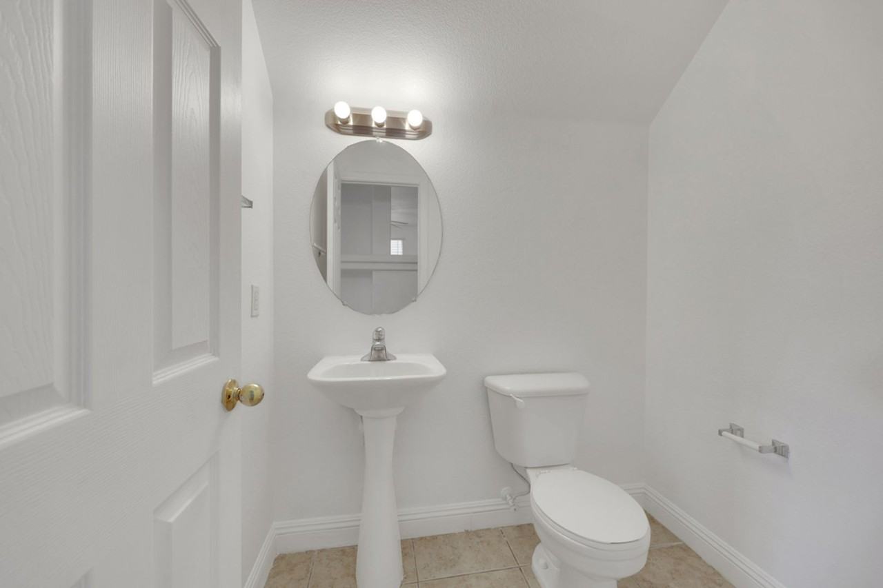 5825 Field Breeze St - Photo 7 of 19