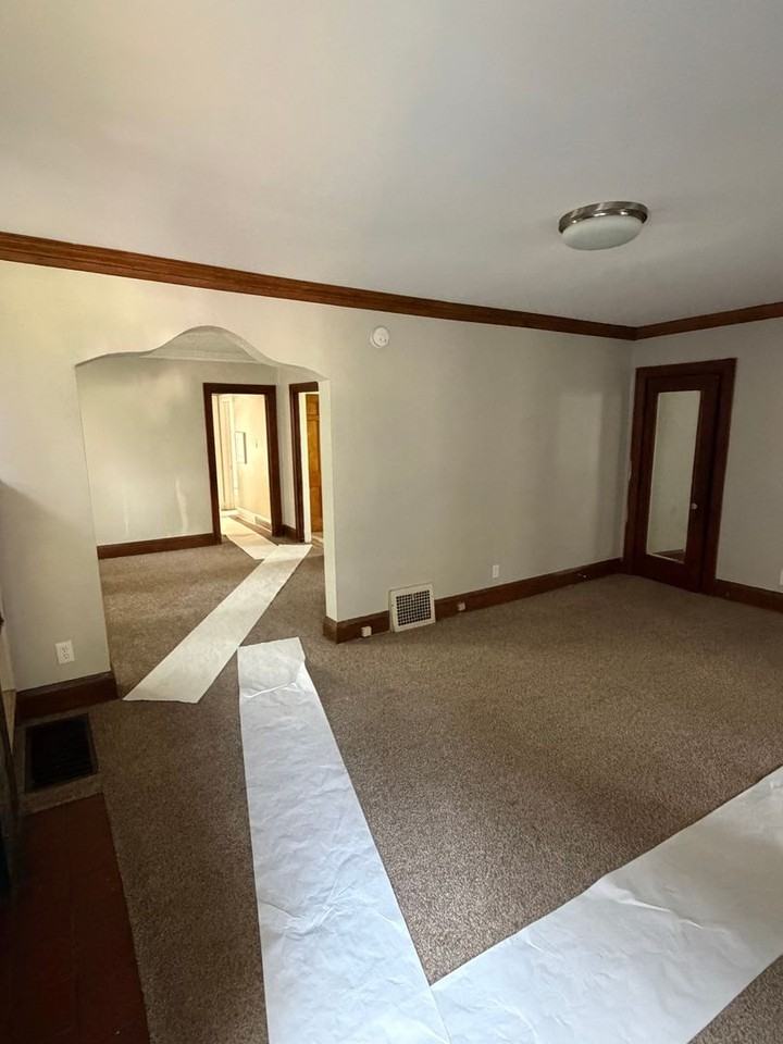 368 Wildwood Ave - Photo 2 of 13