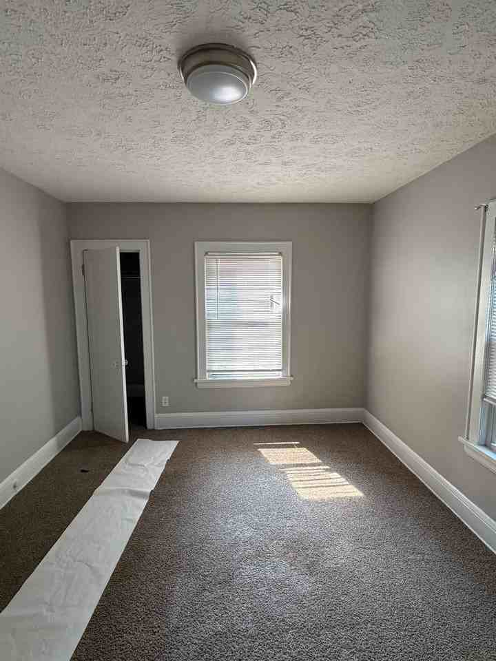 368 Wildwood Ave - Photo 3 of 13