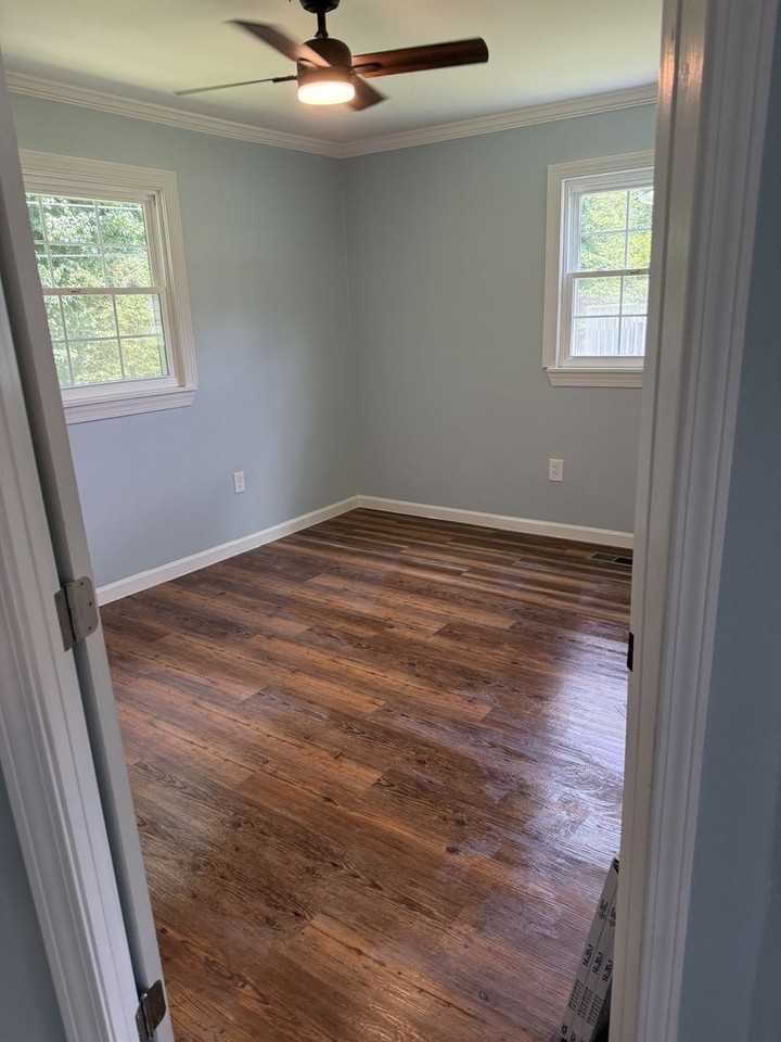 161 Kathryn Rd - Photo 5 of 7