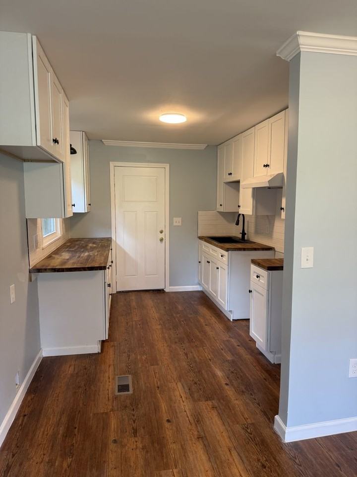161 Kathryn Rd - Photo 6 of 7