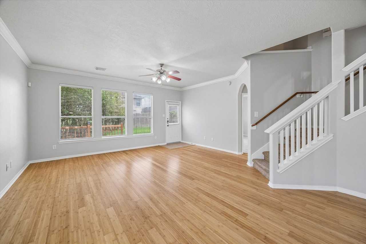 6218 Lovage Ave - Photo 7 of 19