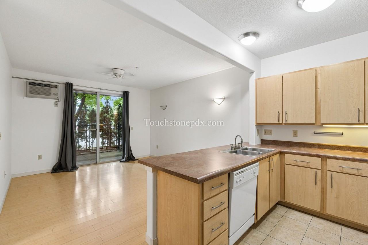 400 Ne 100th Ave #109 - Photo 7 of 26