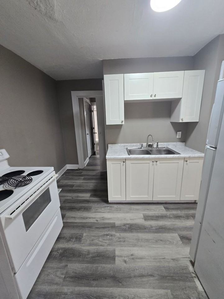 4312 E Michigan St - Photo 5 of 11