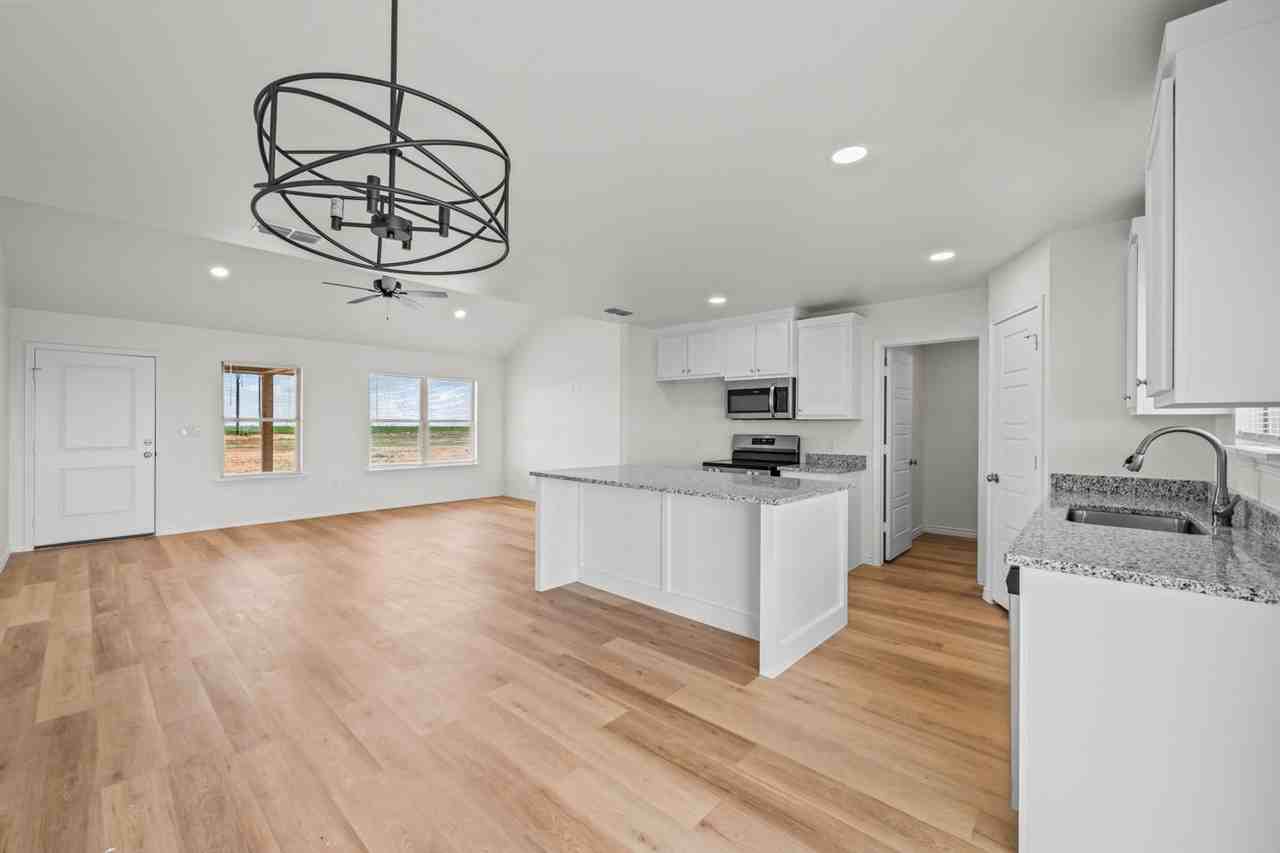 11505 N County Road 2800 - Photo 2 of 40