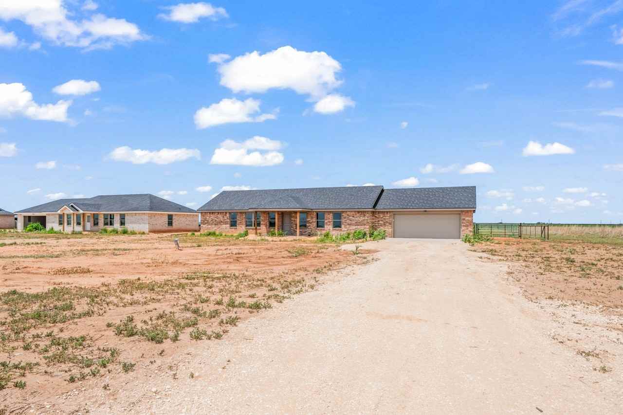 11505 N County Road 2800 - Photo 4 of 40