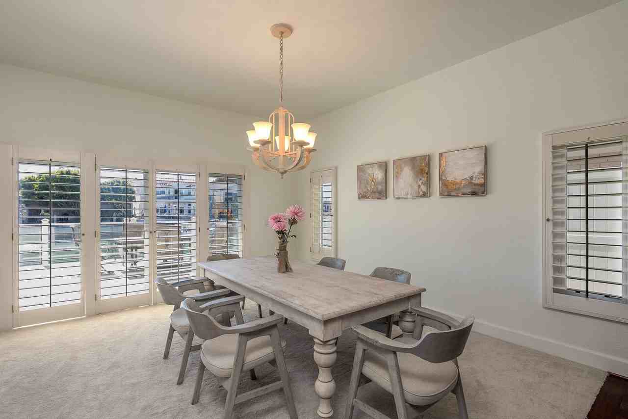 2411 Monaco Dr - Photo 6 of 39