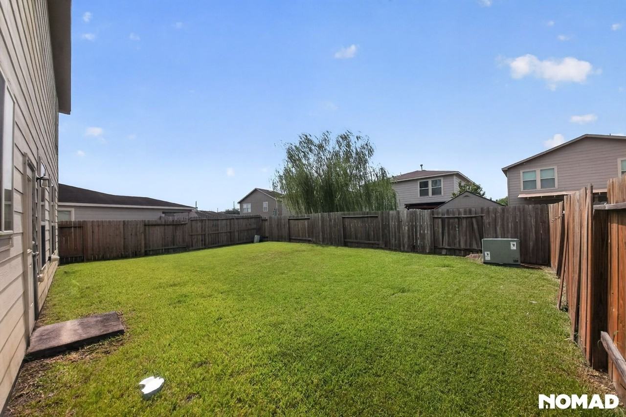 13311 Myrtle Park Ln - Photo 2 of 15