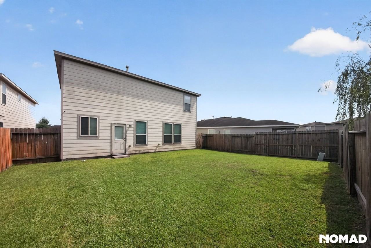 13311 Myrtle Park Ln - Photo 3 of 15