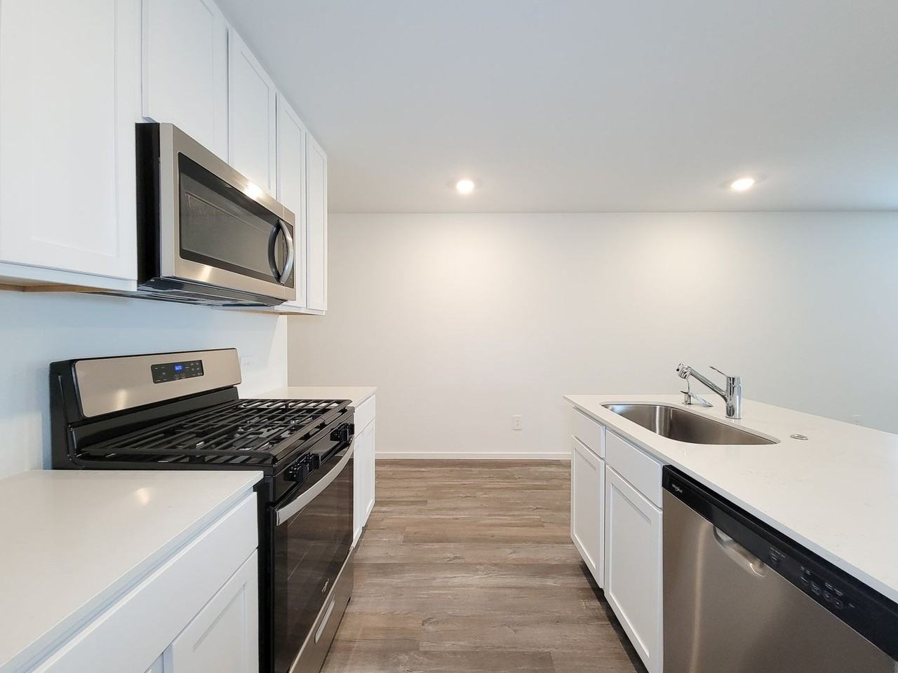 14316 Leafy Willow Dr - Photo 6 of 45