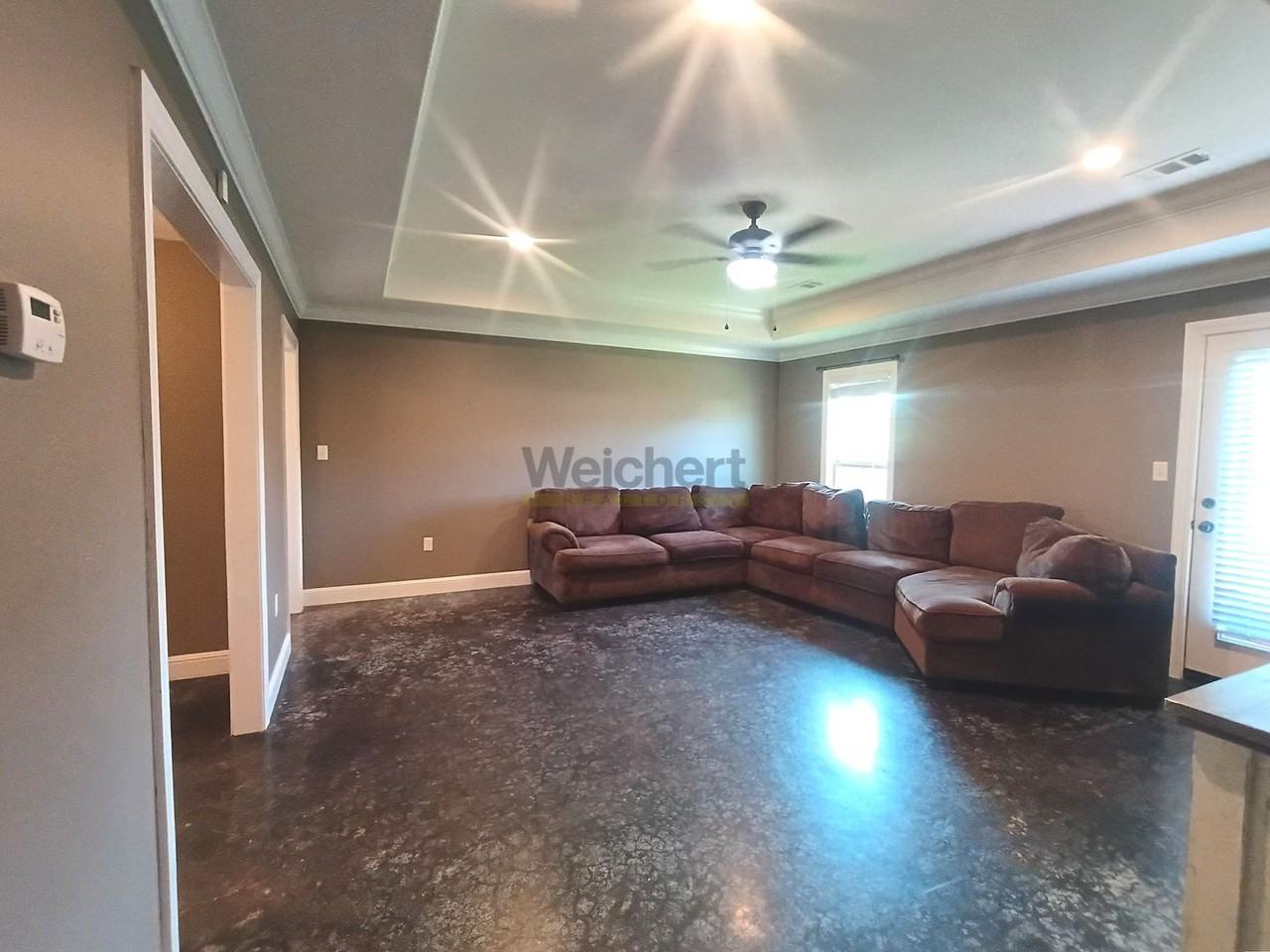 1112 Gregory Ct - Photo 5 of 20