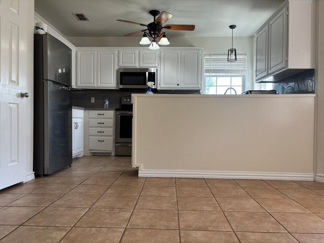 3802 Notre Dame Cir - Photo 5 of 8
