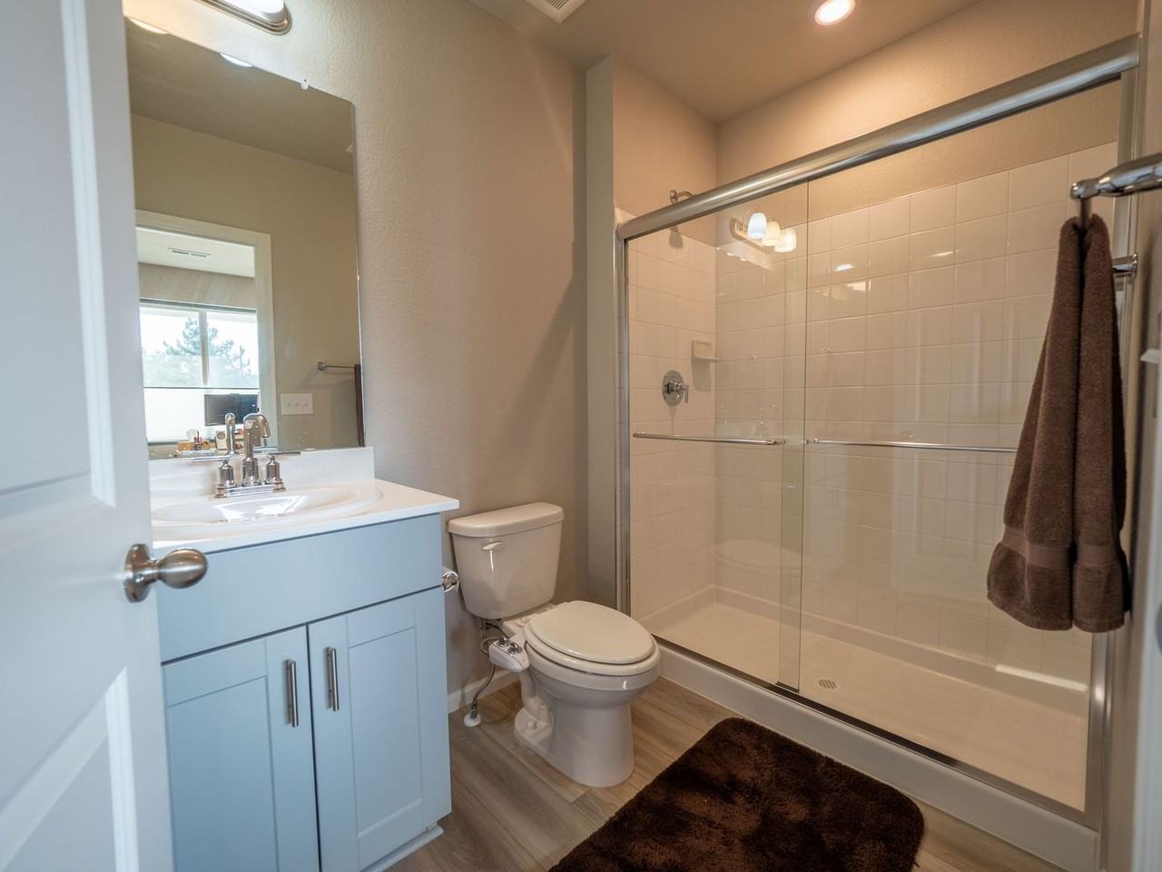 5677 Vivian St - Photo 5 of 23