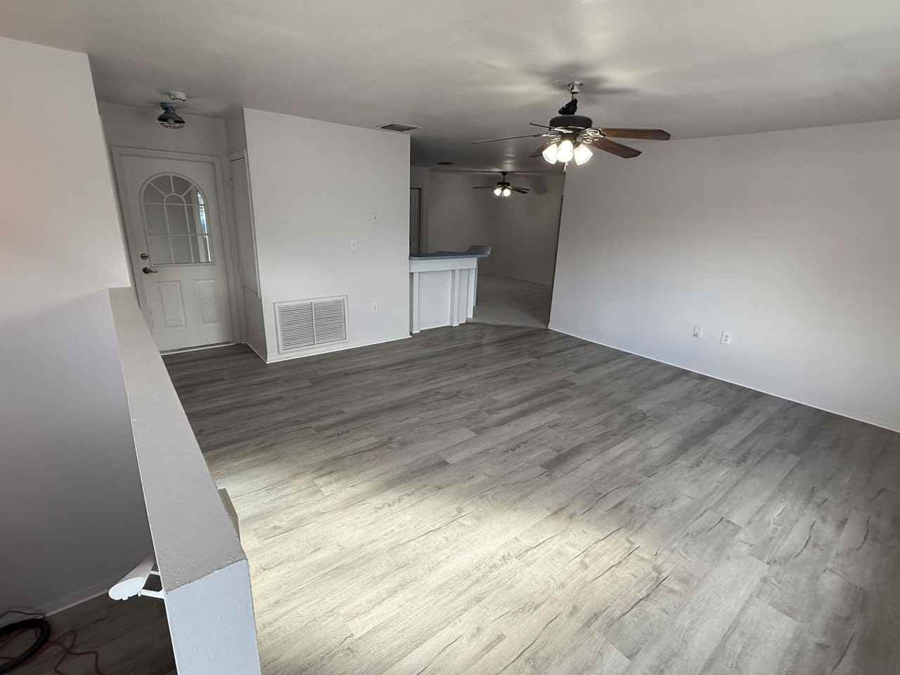 10526 State Road 52 - Photo 3 of 11