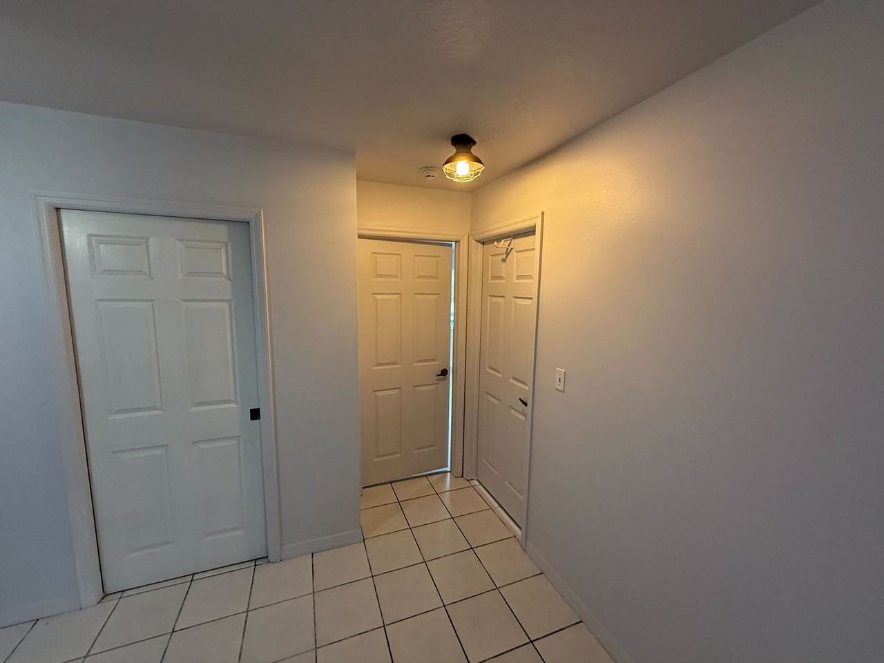 10526 State Road 52 - Photo 7 of 11
