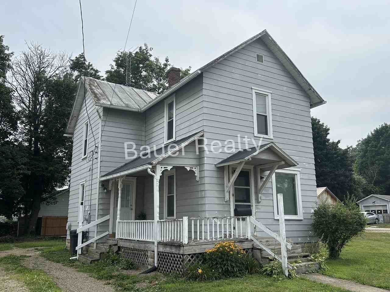 229 Ohio St - Photo 2 of 20