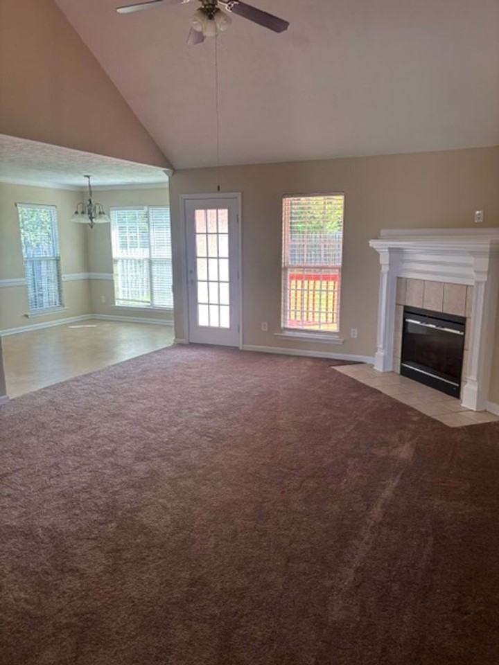 452 Lory Ln - Photo 3 of 10
