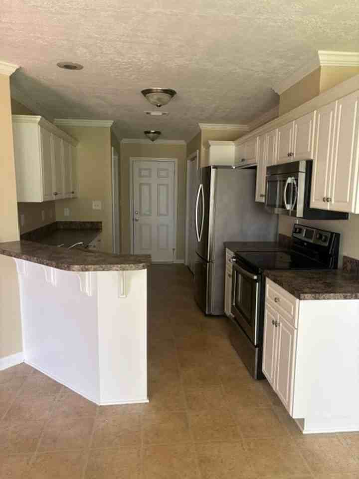 452 Lory Ln - Photo 5 of 10