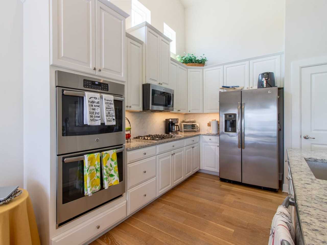 31832 Carmine Dr - Photo 4 of 47