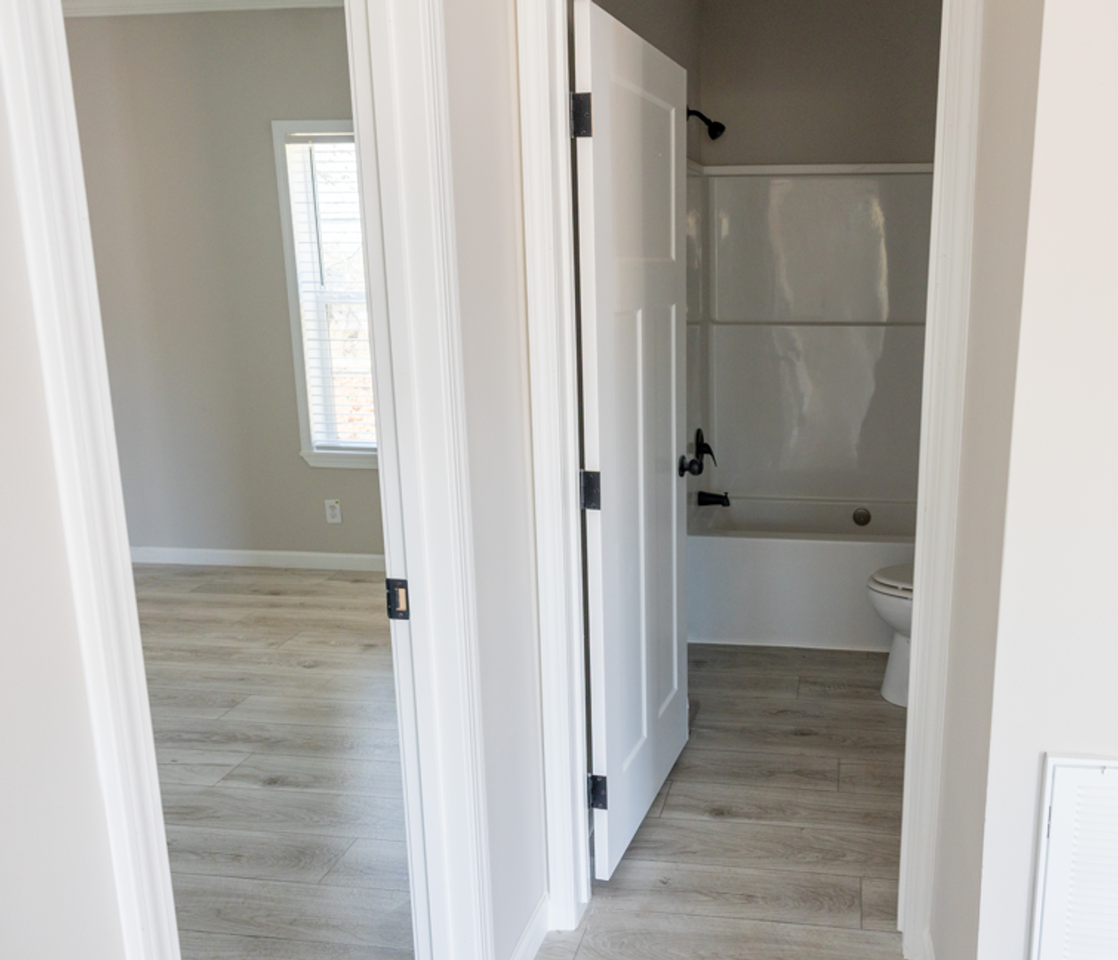 267 Chamberlain Way - Photo 5 of 11