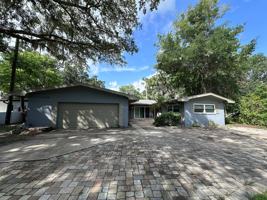 featured image of 5400 Lake Jessamine Dr