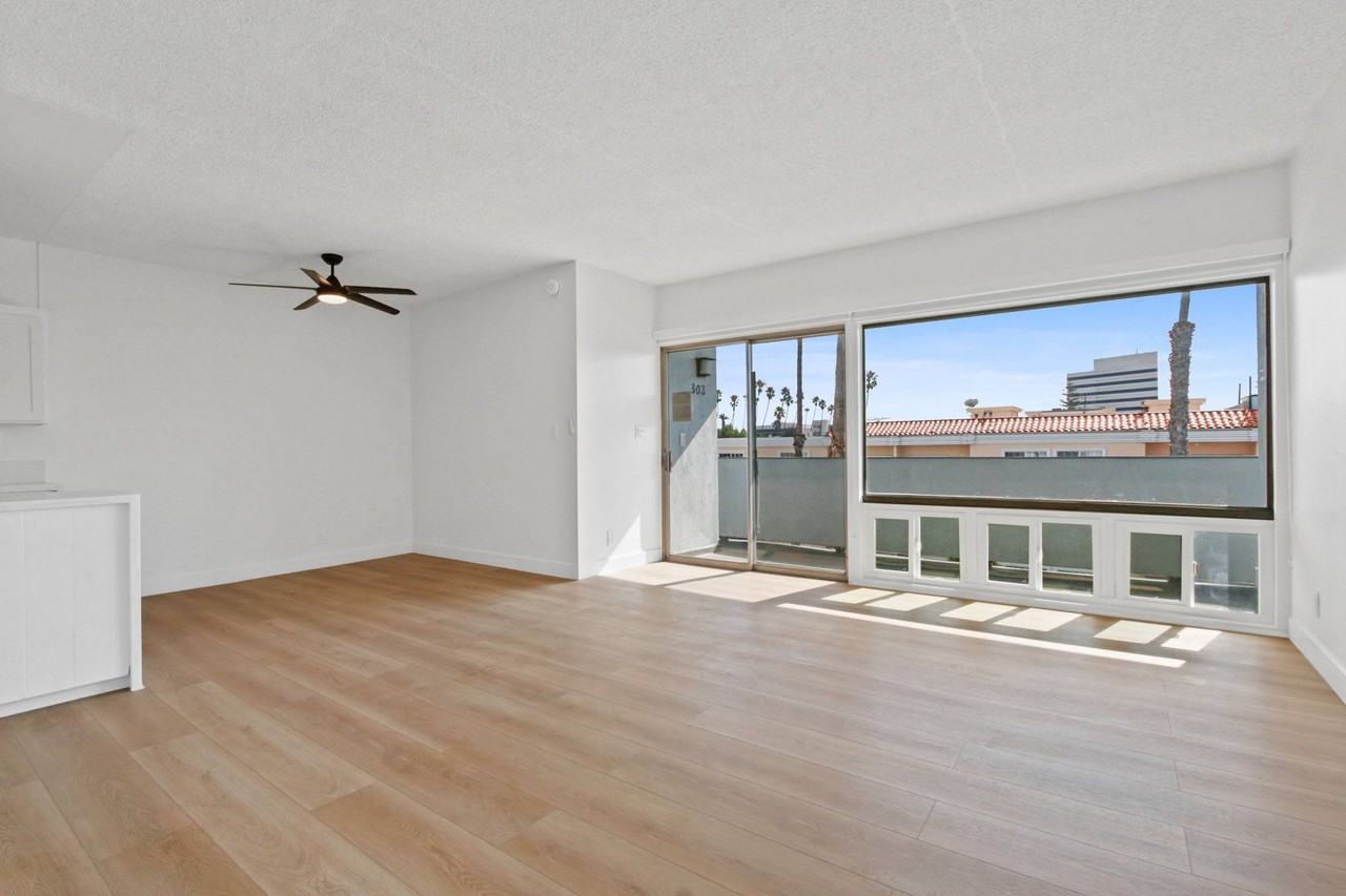 401 Washington - Photo 6 of 10