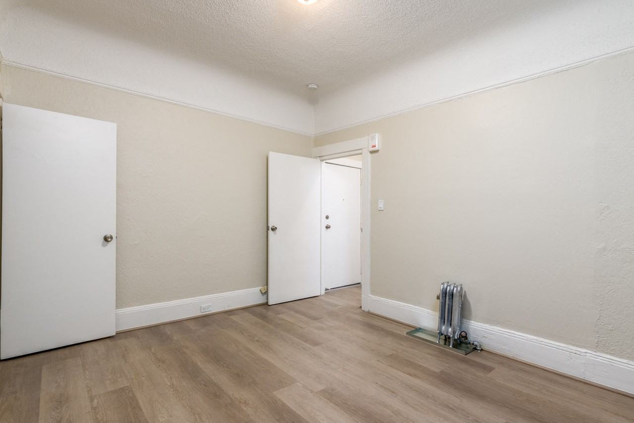 1030-1042 Polk - Photo 5 of 14