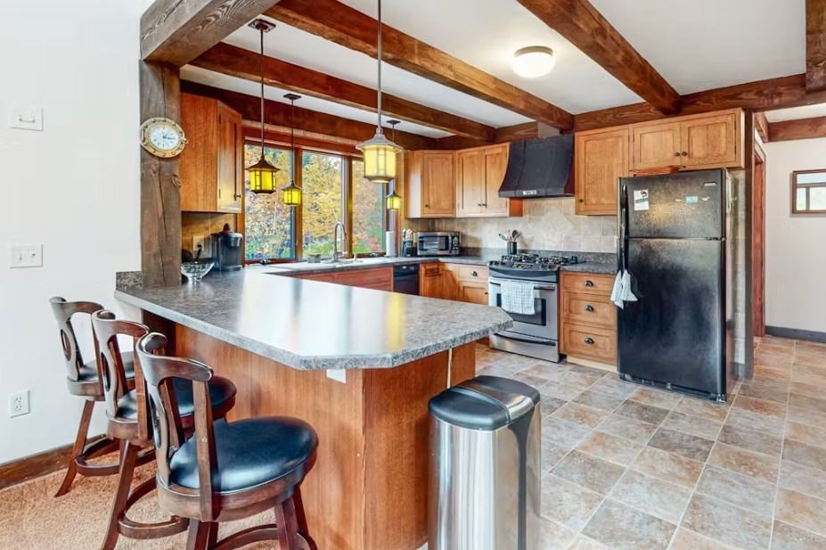 84 Juniper Ridge Rd #1 - Photo 5 of 16