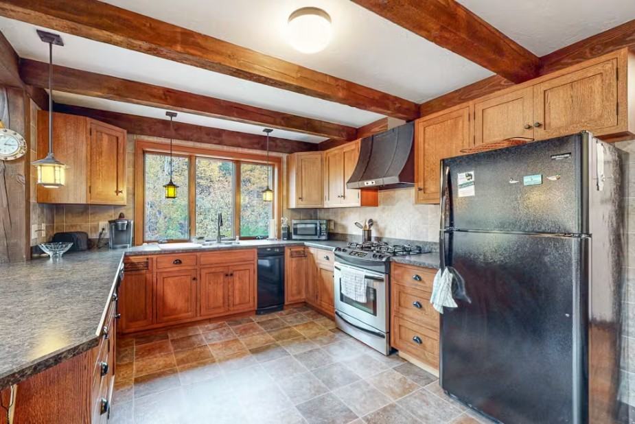 84 Juniper Ridge Rd #1 - Photo 6 of 16