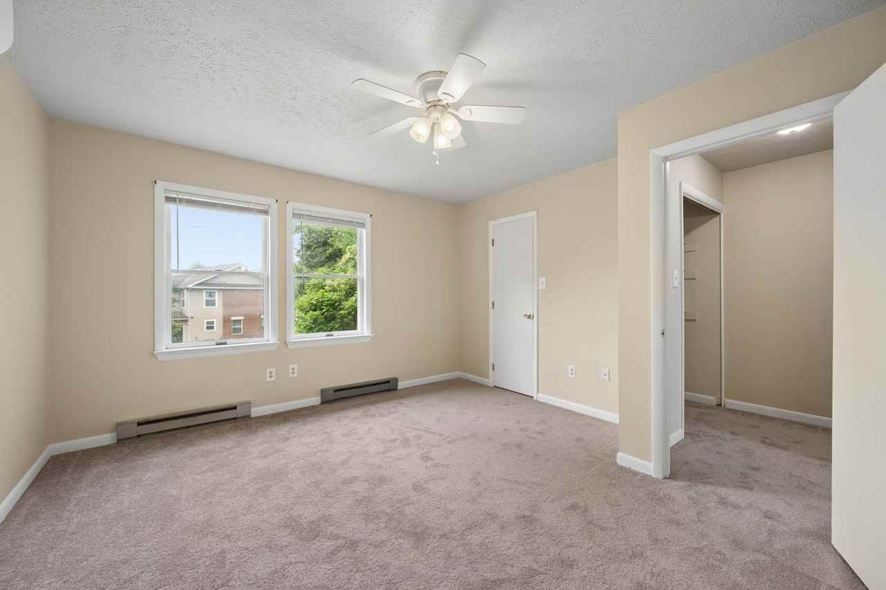 1135 W Washington St #1 - Photo 3 of 18