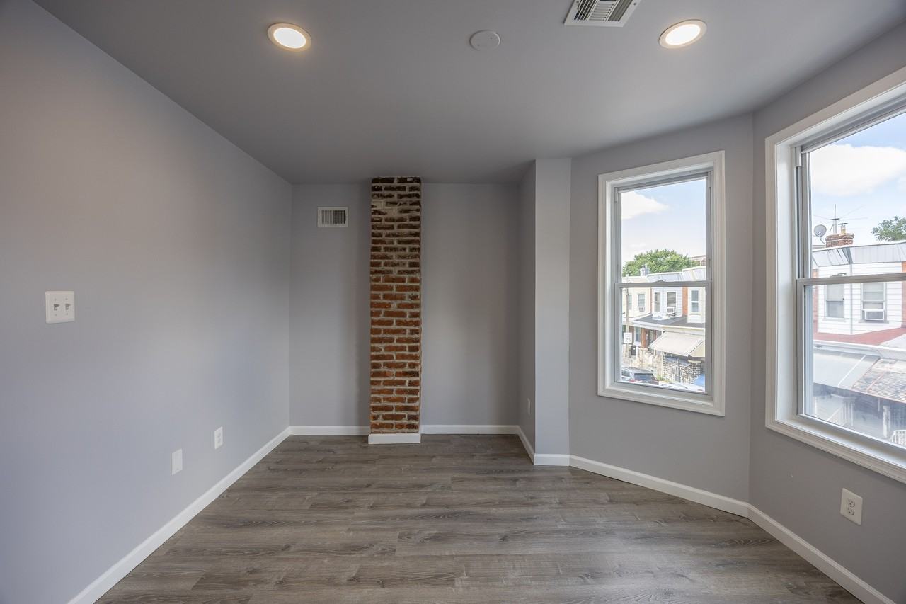 574 E Herman St #1 - Photo 2 of 41