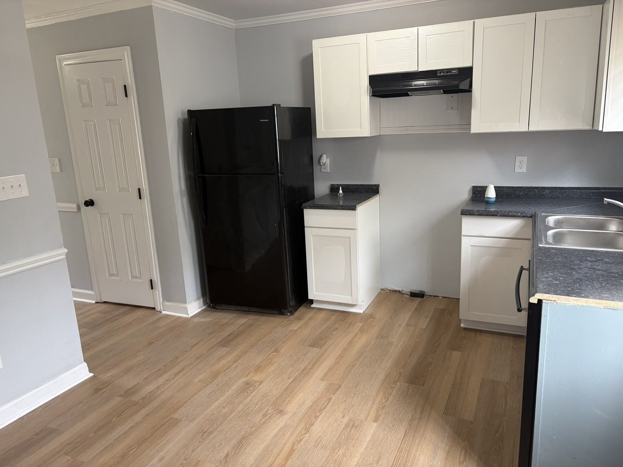 526 E Hargett St #1 - Photo 4 of 22